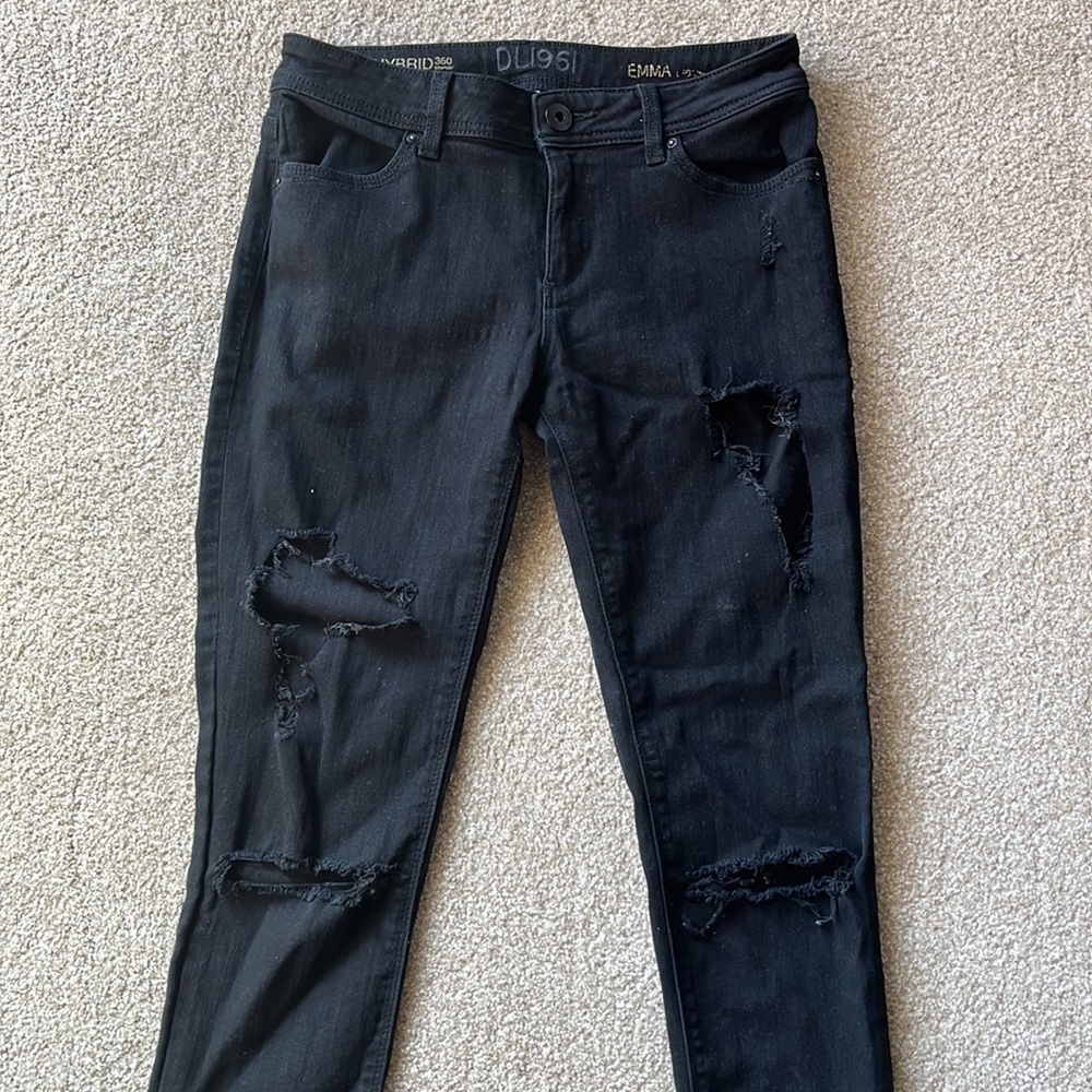 DL1961 Emma Destroyed Jegging 28